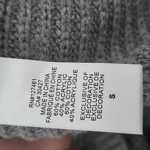 Wildfox Erica Star Studded Split Back Sweater Size S - Picture 11 of 11